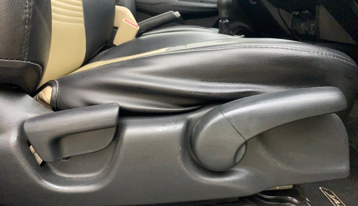 2019 Honda Jazz 1.2L I-VTEC V, Petrol, Manual, 45,902 km, Driver Side Adjustment Panel