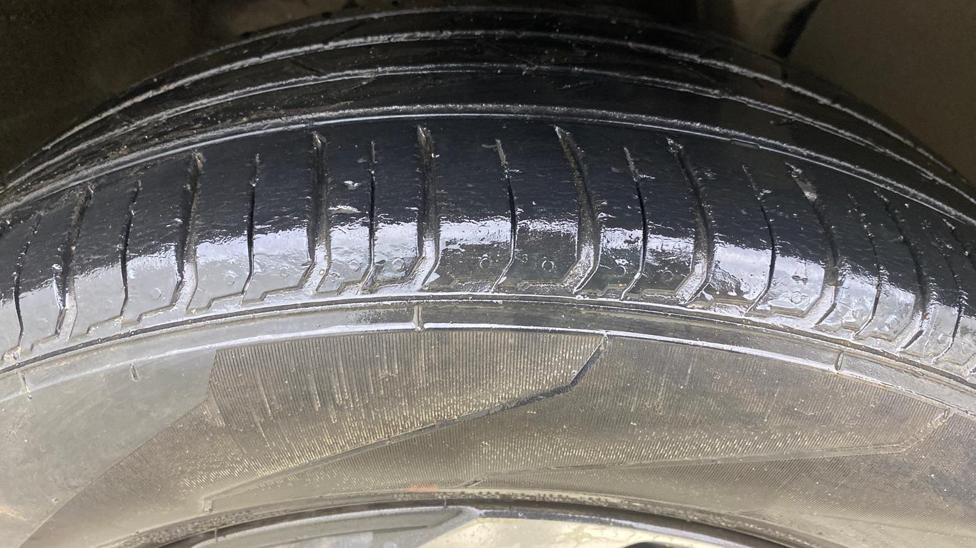 2020 Hyundai VENUE SX 1.0 TURBO IMT, Petrol, Manual, 37,130 km, Right Front Tyre Tread