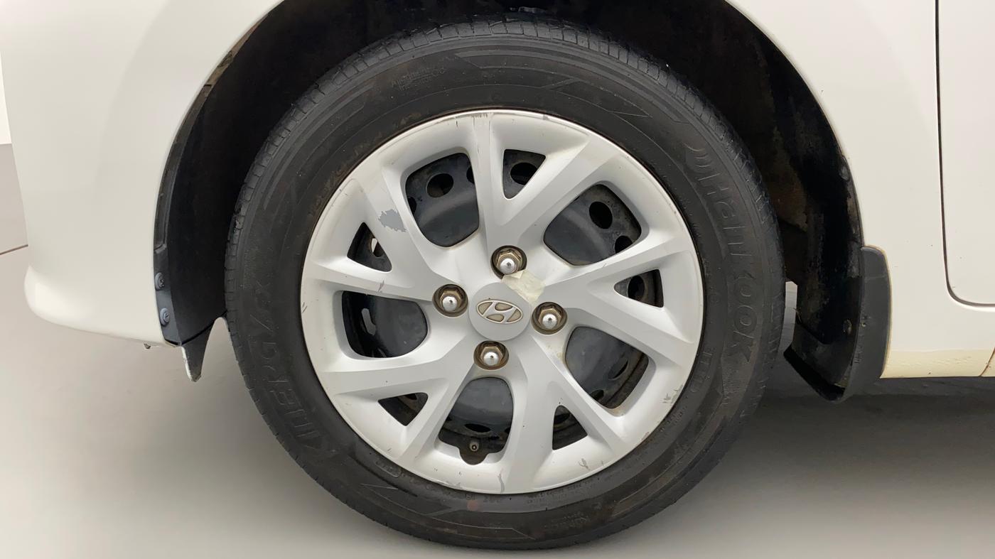 2019 Hyundai Grand i10 SPORTZ 1.2 KAPPA VTVT, Petrol, Manual, 40,352 km, Left Front Wheel