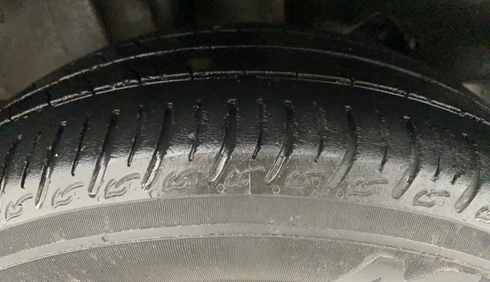 2018 Tata Tiago XZA PETROL, Petrol, Automatic, 64,225 km, Right Rear Tyre Tread