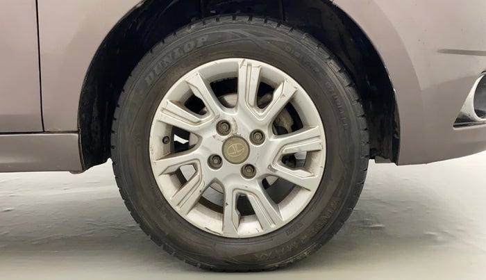 2018 Tata Tiago XZA PETROL, Petrol, Automatic, 64,225 km, Right Front Wheel