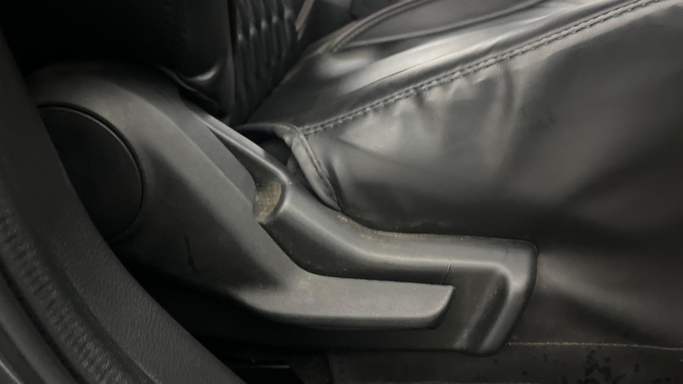 2024 Maruti FRONX DELTA PLUS 1.2L AGS, Petrol, Automatic, 14,626 km, Driver Side Adjustment Panel