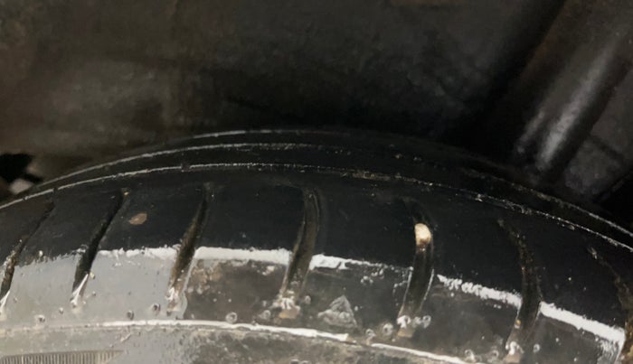 2015 Hyundai Grand i10 SPORTZ 1.2 KAPPA VTVT, Petrol, Manual, 61,896 km, Left Rear Tyre Tread