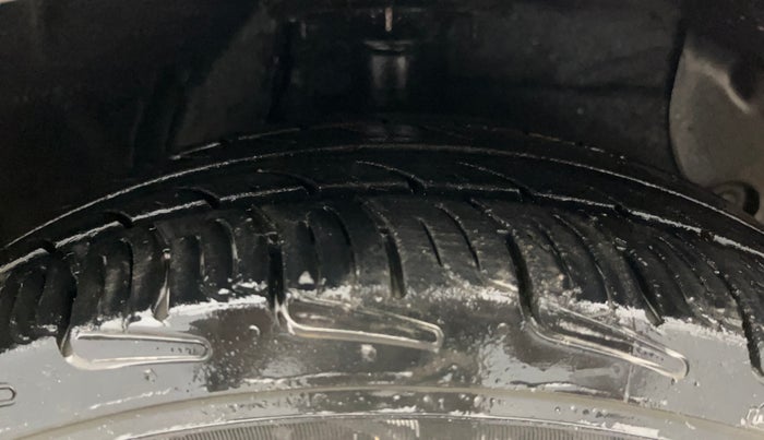 2015 Hyundai Grand i10 SPORTZ 1.2 KAPPA VTVT, Petrol, Manual, 61,896 km, Right Front Tyre Tread