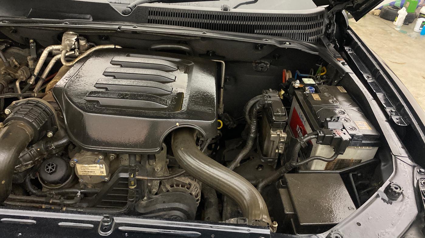 2023 Mahindra SCORPIO-N Z8 DIESEL AT 2WD 7 STR, Diesel, Automatic, 52,840 km, Engine View - Left