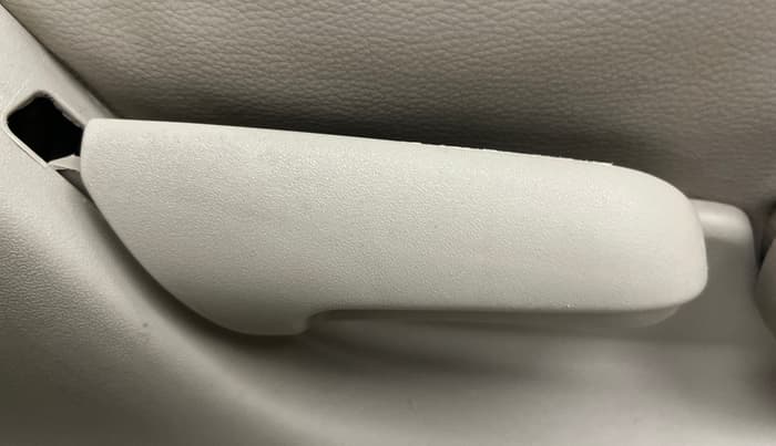 2018 Maruti Ciaz ZETA 1.4  MT PETROL, Petrol, Manual, 73,004 km, Driver Side Adjustment Panel
