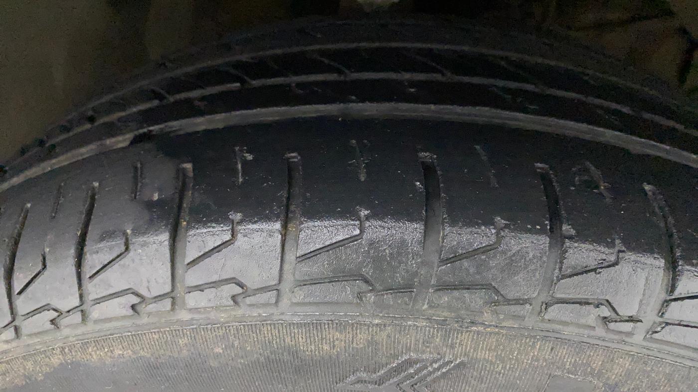 2019 Maruti S Cross DELTA 1.3, Diesel, Manual, 69,961 km, Right Front Tyre Tread