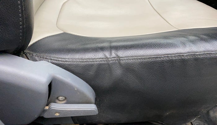 2012 Maruti Alto 800 LXI, Petrol, Manual, 68,582 km, Driver Side Adjustment Panel