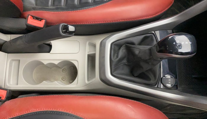 2022 Volkswagen TAIGUN HIGHLINE 1.0 TSI AT, Petrol, Automatic, 28,274 km, Gear Lever