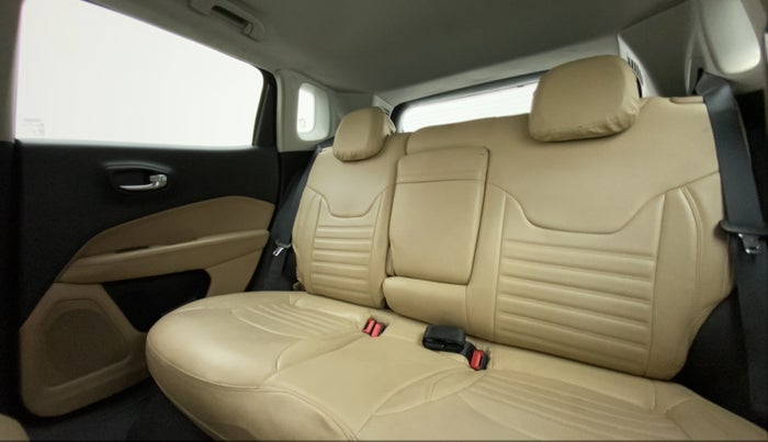 2018 Jeep Compass LONGITUDE (O) 2.0 DIESEL, Diesel, Manual, 94,474 km, Right Side Rear Door Cabin
