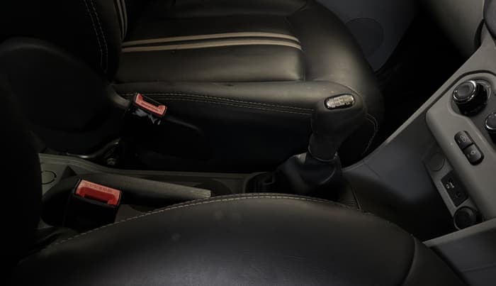 2022 Tata Tiago XT CNG, CNG, Manual, 56,191 km, Gear Lever