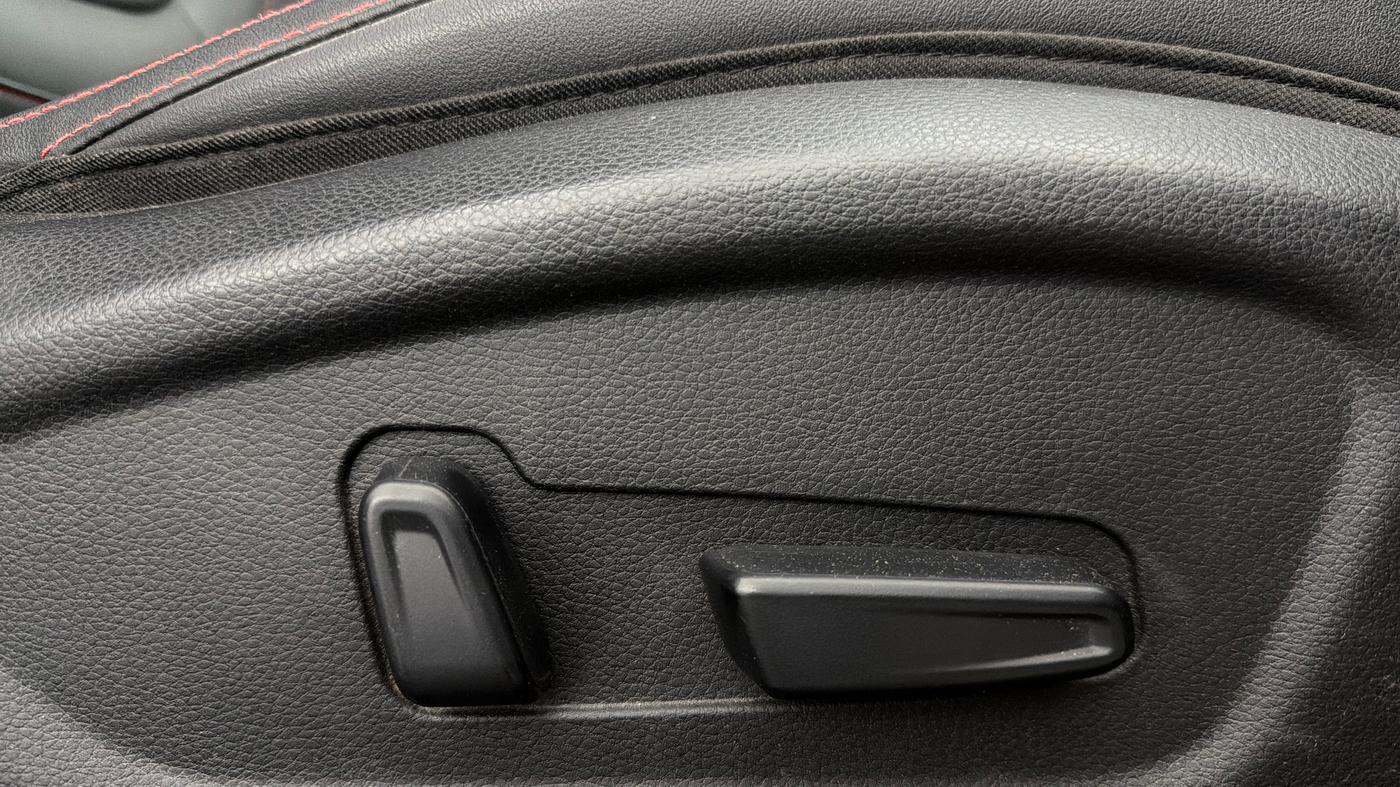 2021 KIA SELTOS GTX PLUS DCT 1.4 PETROL, Petrol, Automatic, 47,634 km, Driver Side Adjustment Panel