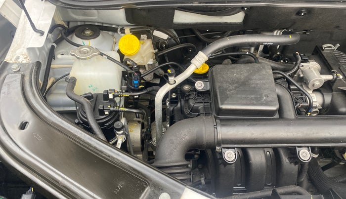 2024 Renault Kiger RXE MT, Petrol, Manual, 3,357 km, Engine View - Right