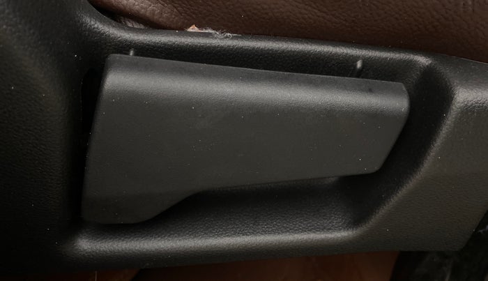 2024 Renault Kiger RXE MT, Petrol, Manual, 3,357 km, Driver Side Adjustment Panel