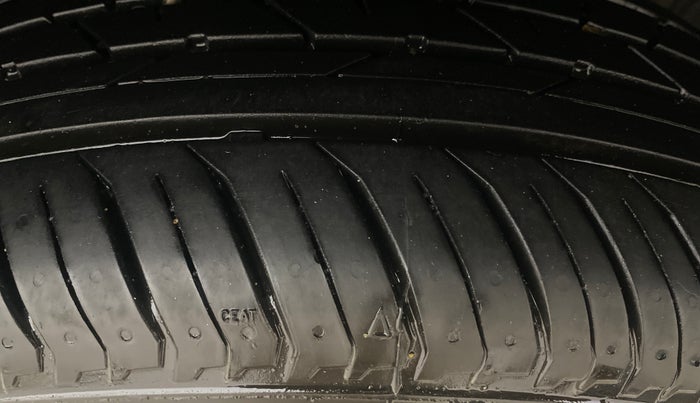 2024 Renault Kiger RXE MT, Petrol, Manual, 3,357 km, Right Front Tyre Tread