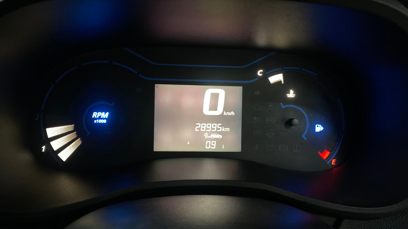 2022 Renault Kwid RXT 1.0, Petrol, Manual, 28,956 km, Odometer Image