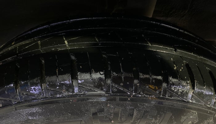 2022 Renault Kwid RXT 1.0, Petrol, Manual, 28,973 km, Left Rear Tyre Tread