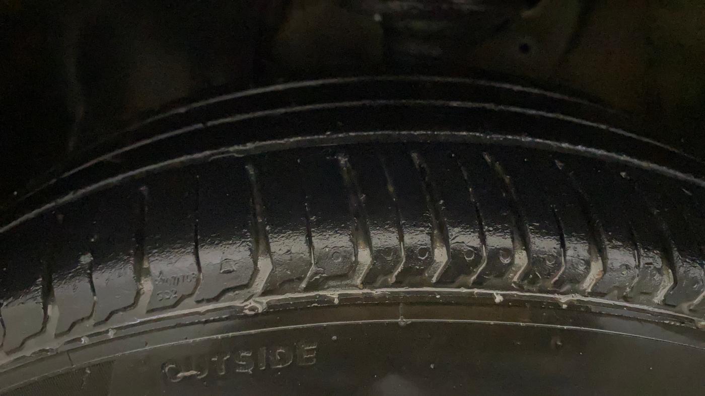2018 Maruti IGNIS SIGMA 1.2, Petrol, Manual, 40,360 km, Left Front Tyre Tread
