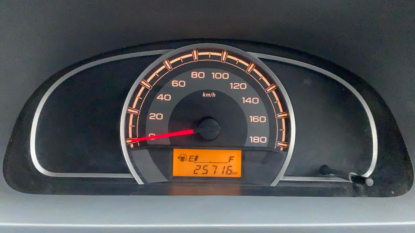2016 Maruti Alto 800 LXI, Petrol, Manual, 25,716 km, Odometer Image