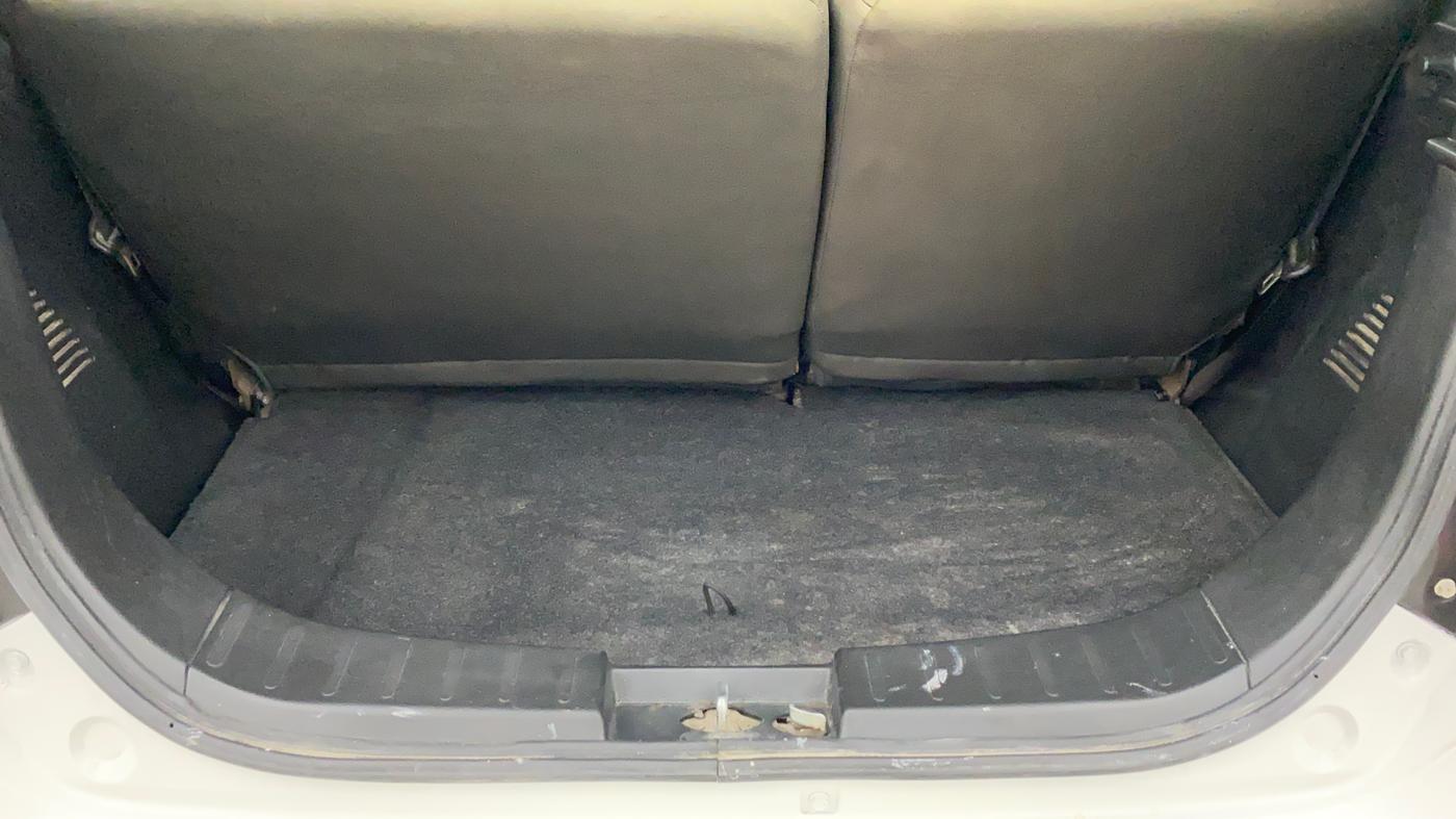 2014 Maruti Wagon R 1.0 LXI, Petrol, Manual, 42,023 km, Boot Inside