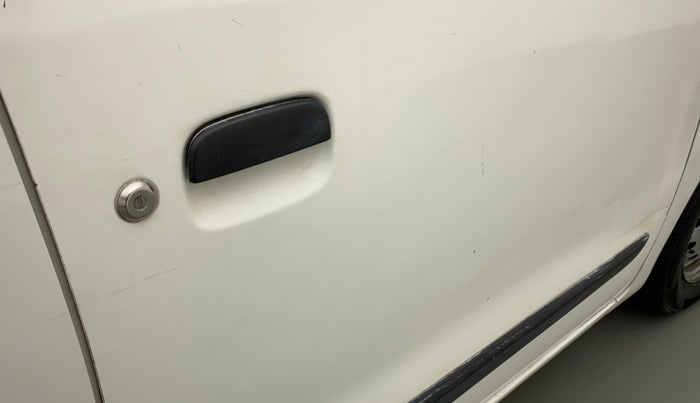 2014 Maruti Wagon R 1.0 LXI, Petrol, Manual, 42,023 km, Driver-side door - Minor scratches
