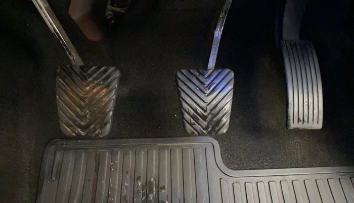 2023 Hyundai NEW I20 ASTA (O) 1.2 MT, Petrol, Manual, 24,380 km, Pedals