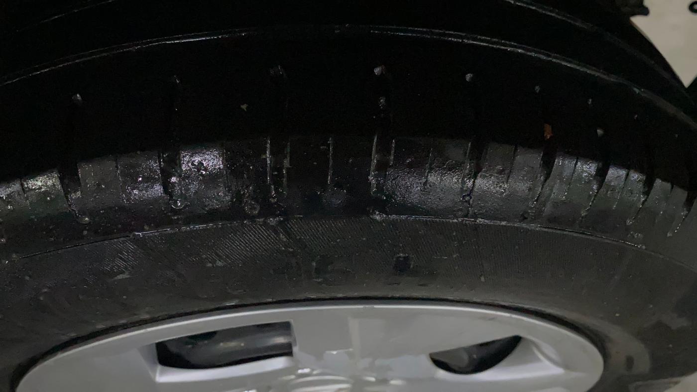 2022 Hyundai VENUE S 1.2, Petrol, Manual, 74,132 km, Left Rear Tyre Tread