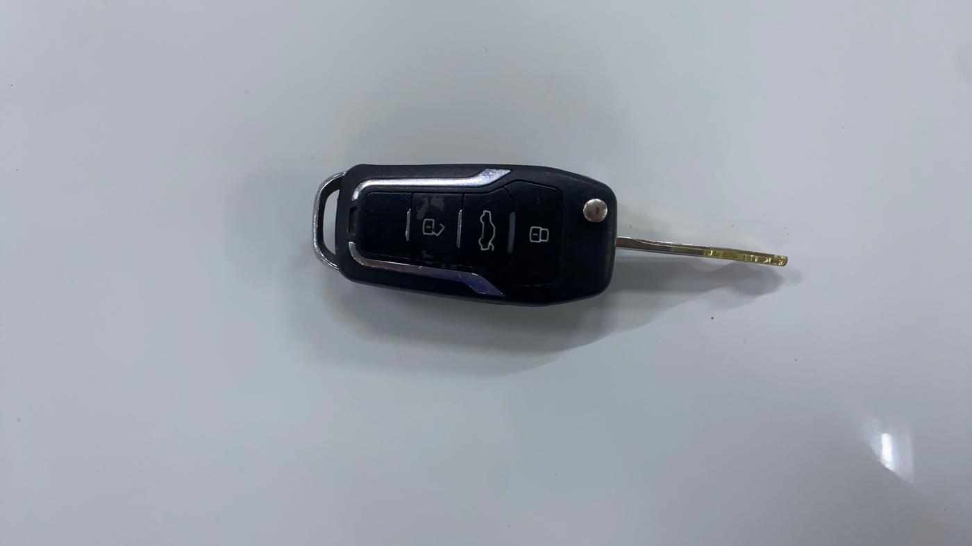 2022 Hyundai VENUE S 1.2, Petrol, Manual, 74,132 km, Key Close Up