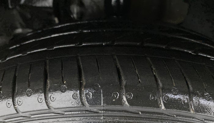 2022 Tata TIAGO NRG PETROL AT, Petrol, Automatic, 9,745 km, Left Front Tyre Tread