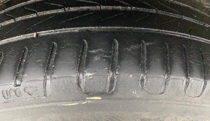 2018 Tata Tiago XT PETROL, Petrol, Manual, 1,03,888 km, Right Rear Tyre Tread