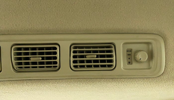 2012 Maruti Ertiga VXI, Petrol, Manual, 69,539 km, Rear AC Vents