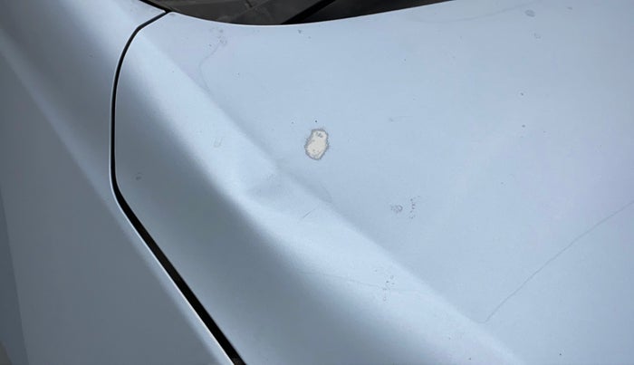 2012 Maruti Ertiga VXI, Petrol, Manual, 69,539 km, Bonnet (hood) - Slightly dented