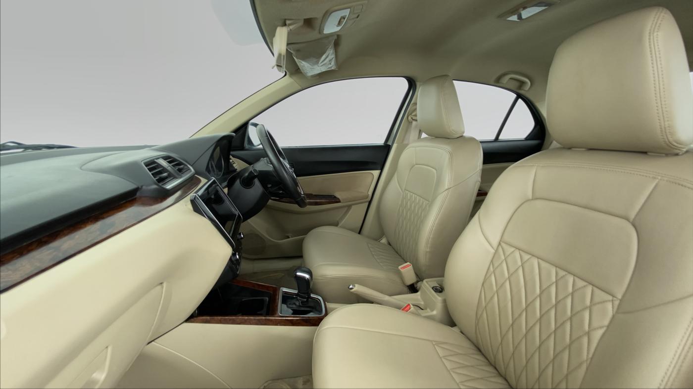 2017 Maruti Dzire ZDI Plus AMT, Diesel, Automatic, 25,315 km, Right Side Front Door Cabin