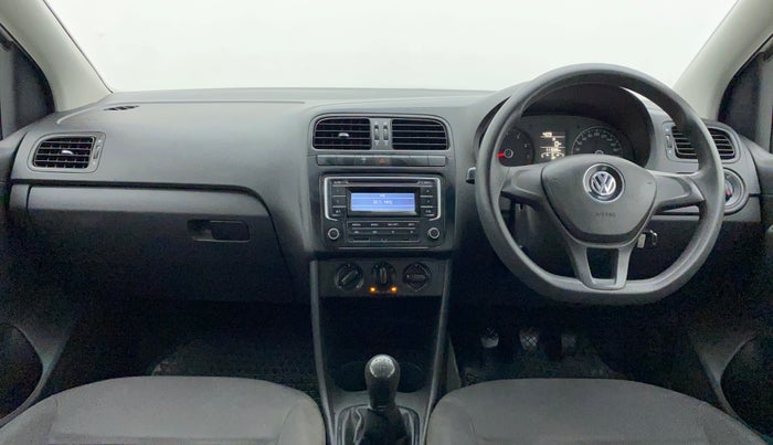 2015 Volkswagen Polo COMFORTLINE 1.2L, Petrol, Manual, 1,11,599 km, Dashboard