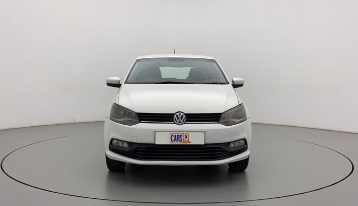 2015 Volkswagen Polo COMFORTLINE 1.2L, Petrol, Manual, 1,11,599 km, Front