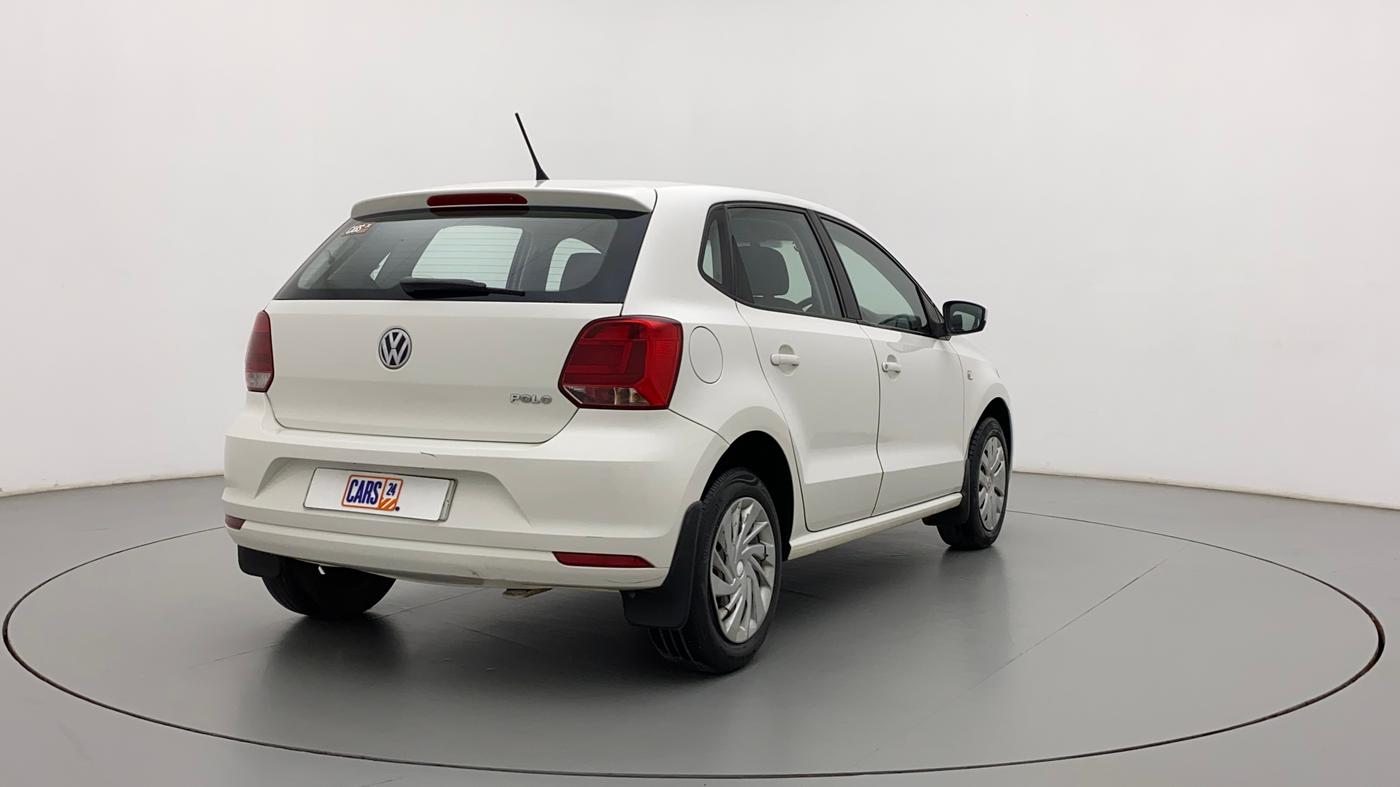 2015 Volkswagen Polo COMFORTLINE 1.2L, Petrol, Manual, 1,11,599 km, Right Back Diagonal