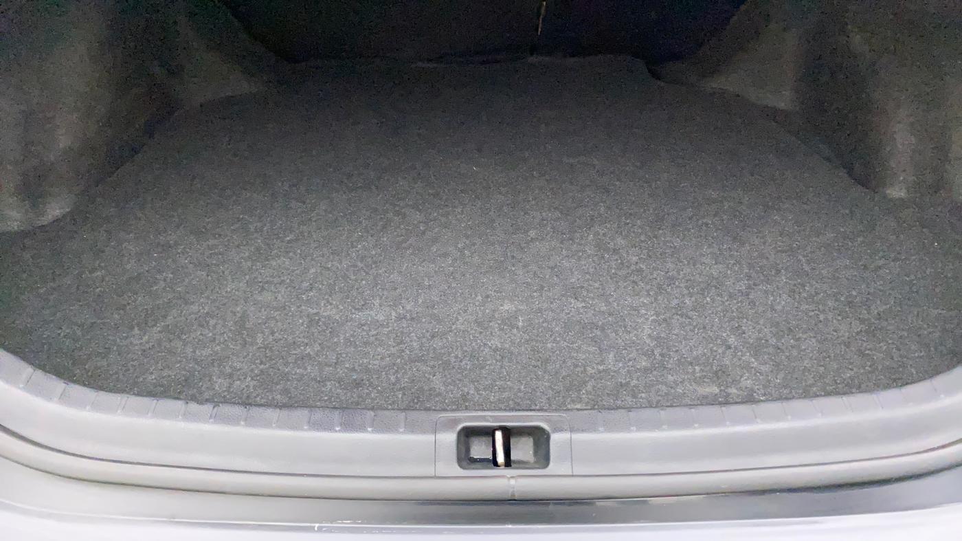 2016 Toyota Corolla Altis GL PETROL, Petrol, Manual, 1,20,226 km, Boot Inside