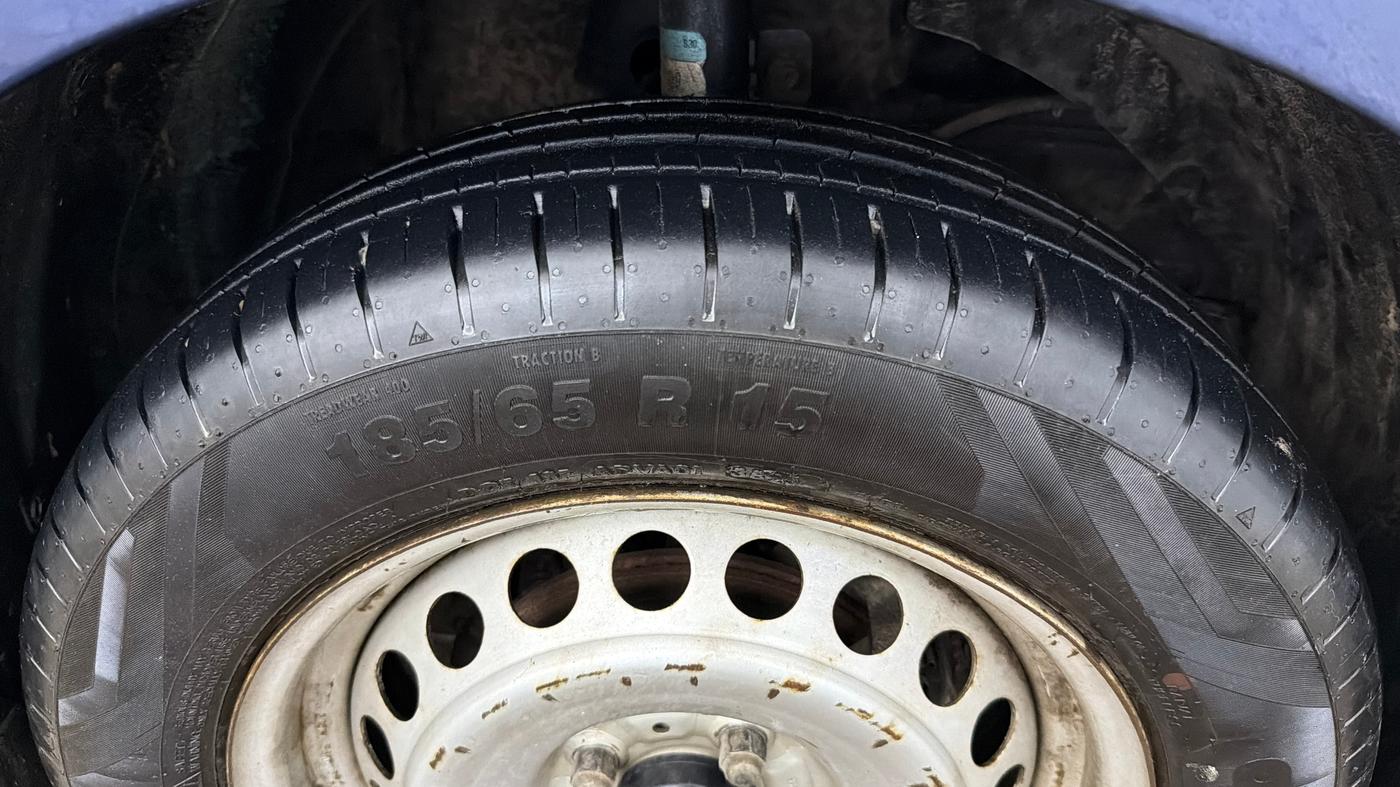 2020 Maruti Baleno SIGMA PETROL 1.2, Petrol, Manual, 60,117 km, Right Front Tyre Tread