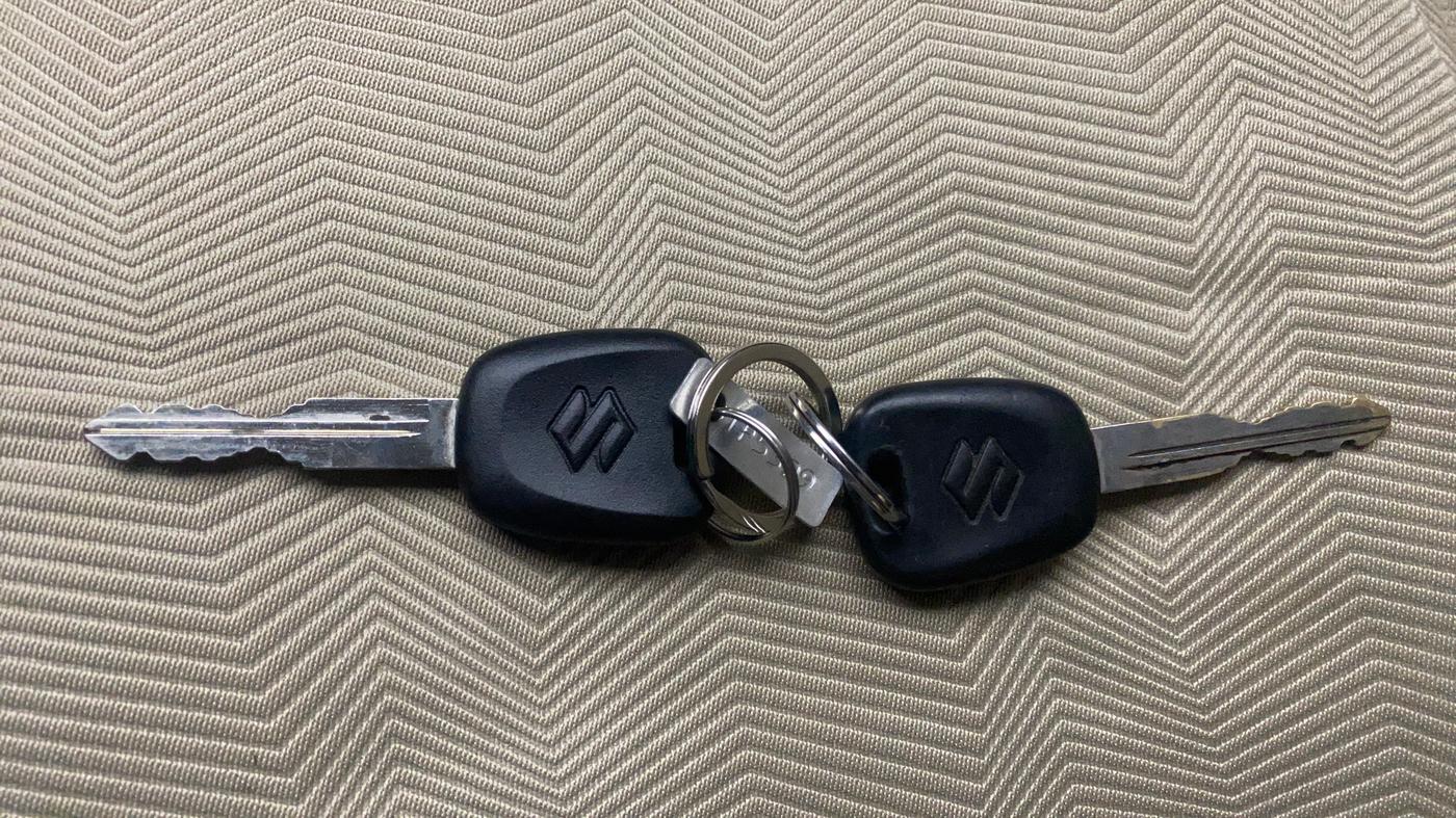 2023 Maruti Eeco 5 STR AC, Petrol, Manual, 23,933 km, Key Close Up