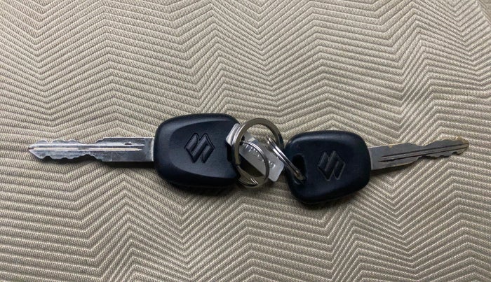 2023 Maruti Eeco 5 STR AC, Petrol, Manual, 23,933 km, Key Close Up