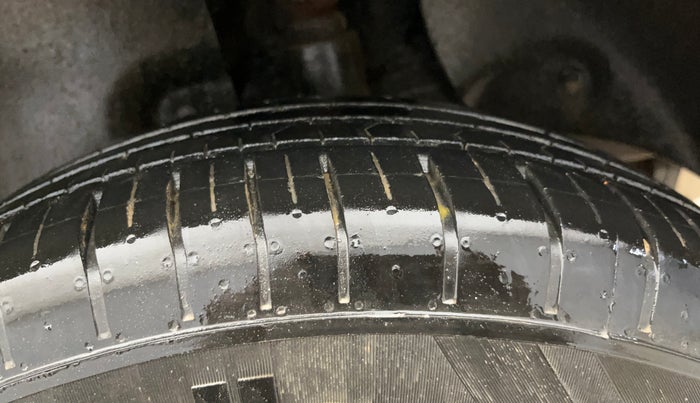 2017 Hyundai Creta SX PLUS 1.6 PETROL, Petrol, Manual, 61,043 km, Left Rear Tyre Tread