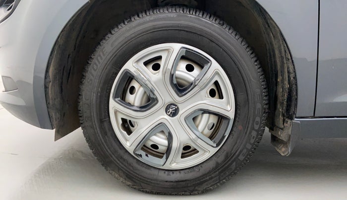 2021 Tata ALTROZ XE 1.2, Petrol, Manual, 13,073 km, Left Front Wheel