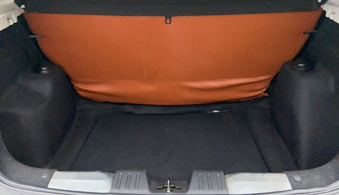 2021 Tata ALTROZ XE 1.2, Petrol, Manual, 13,073 km, Boot Inside