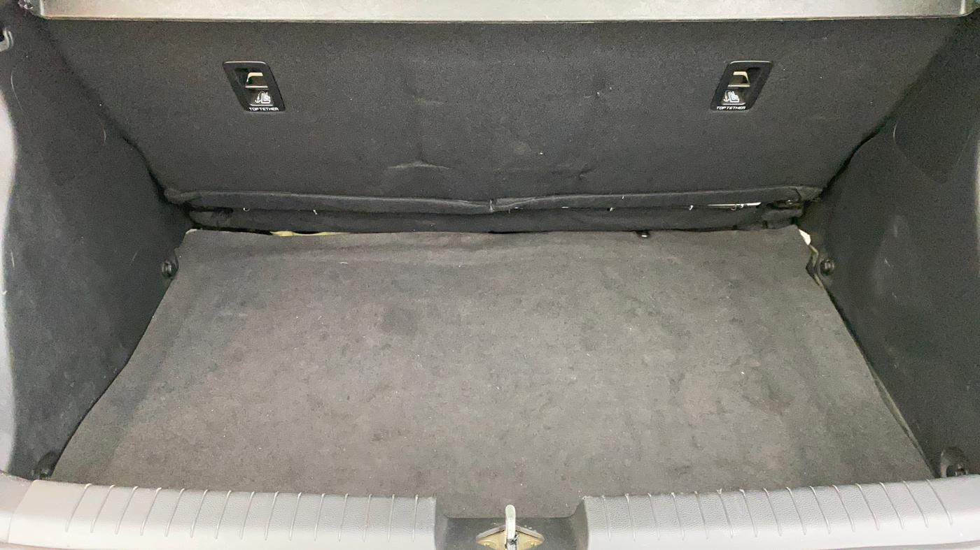 2018 Hyundai i20 Active 1.2 SX, Petrol, Manual, 54,451 km, Boot Inside