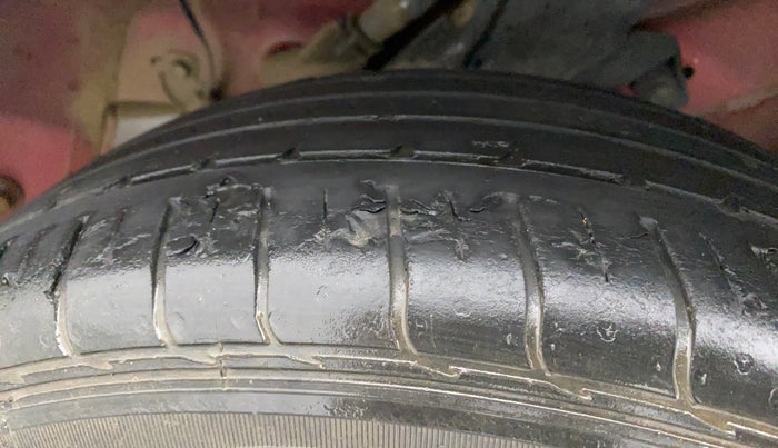2019 Hyundai VENUE S 1.2, Petrol, Manual, 26,493 km, Left Rear Tyre Tread