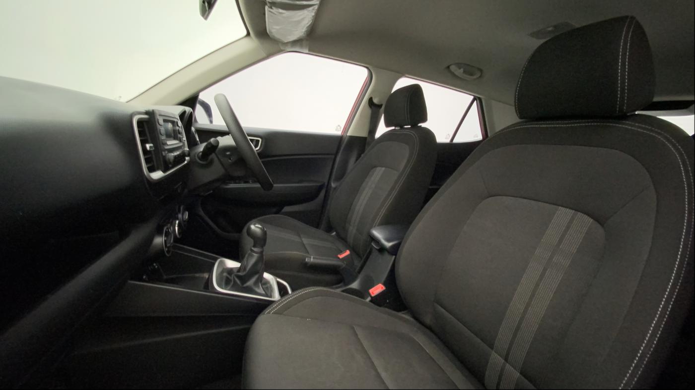2019 Hyundai VENUE S 1.2, Petrol, Manual, 26,493 km, Right Side Front Door Cabin