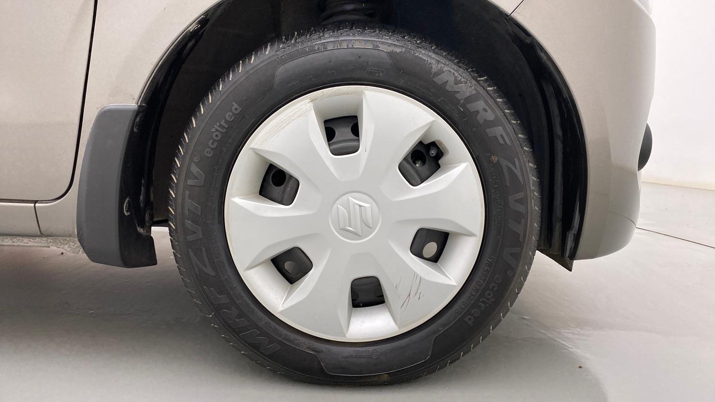2023 Maruti New Wagon-R VXI 1.0 AMT, Petrol, Automatic, 5,796 km, Right Front Wheel