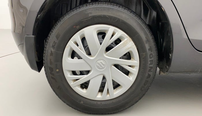2016 Maruti Swift VXI, Petrol, Manual, 48,491 km, Right Rear Wheel