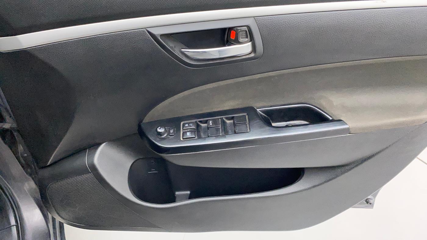 2016 Maruti Swift VXI, Petrol, Manual, 48,491 km, Driver Side Door Panels Control