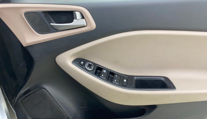 2019 Hyundai Elite i20 SPORTZ PLUS  1.2 CVT, Petrol, Automatic, 51,274 km, Driver Side Door Panels Control